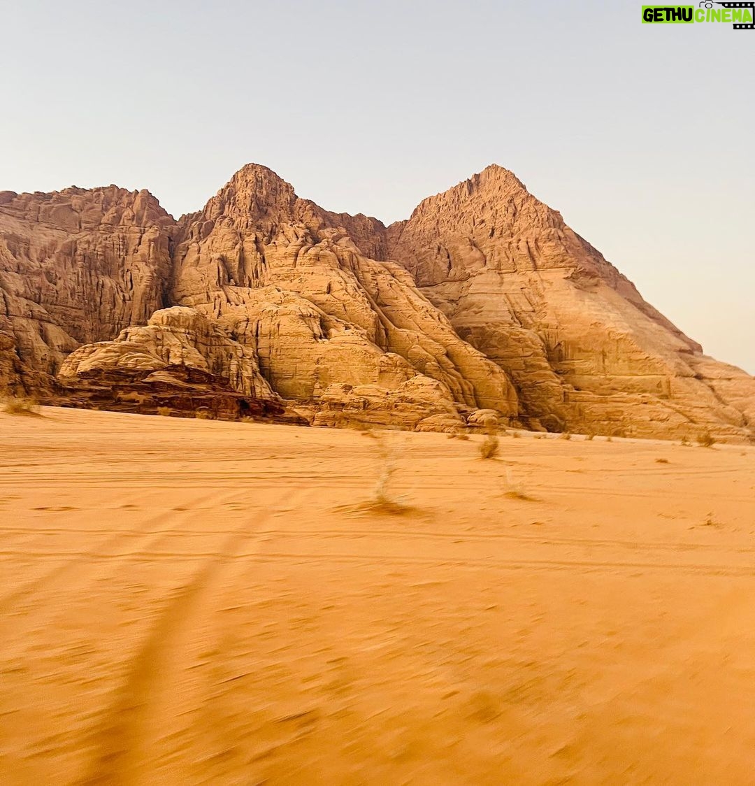 Burcu Özberk Instagram - Yakın zaman #tbt❤️ Wadi Rum Desert, Jordan