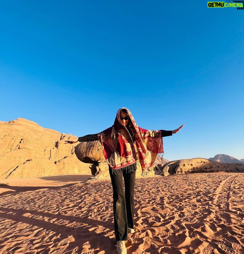 Burcu Özberk Instagram - Yakın zaman #tbt❤️ Wadi Rum Desert, Jordan