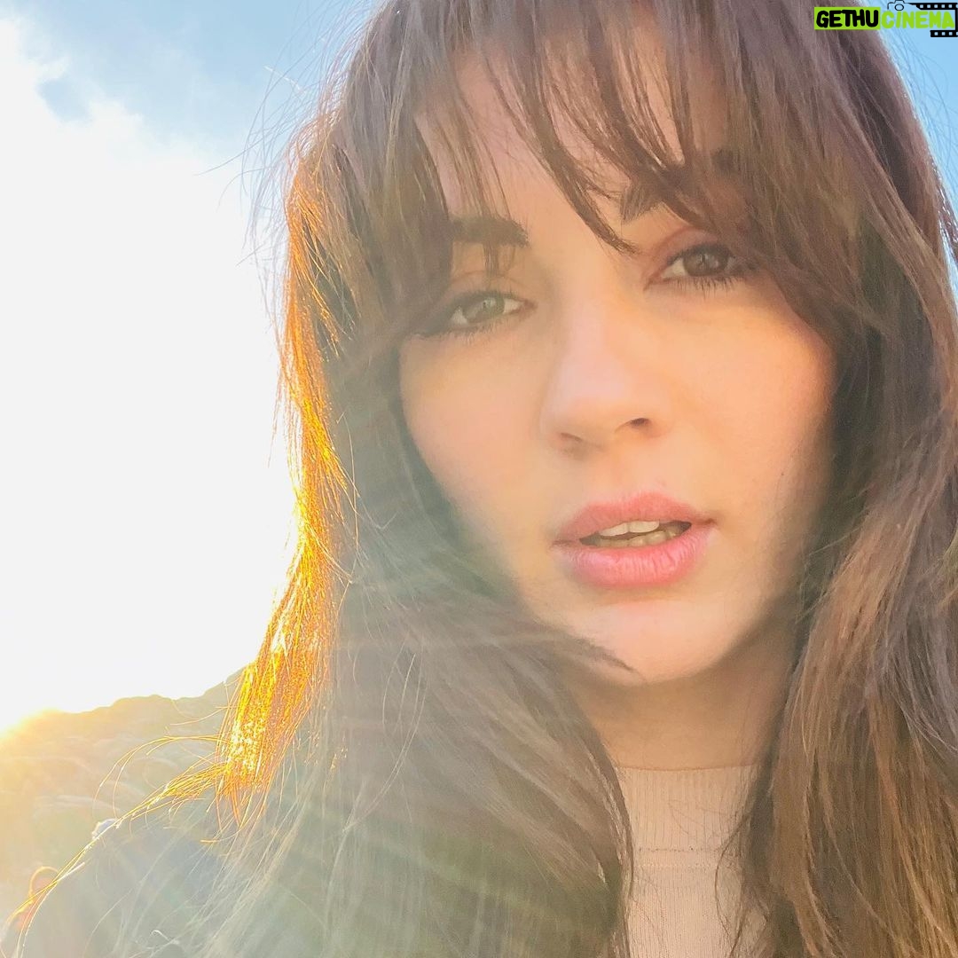 Burcu Özberk - 1 Million Likes - Ürdün🌻