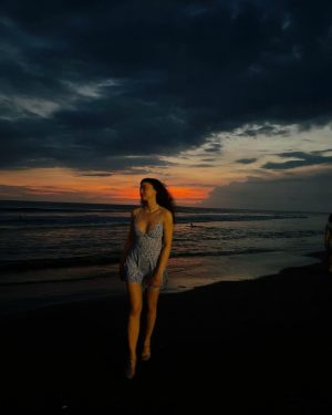 Burcu Özberk Instagram - Hi from Bali🙋🏻‍♀️🤍