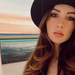 Burcu Özberk Instagram - “Venedik, bir kutu likörlü çikolatayı tek seferde yemek gibi bir şey” 🤍🤤