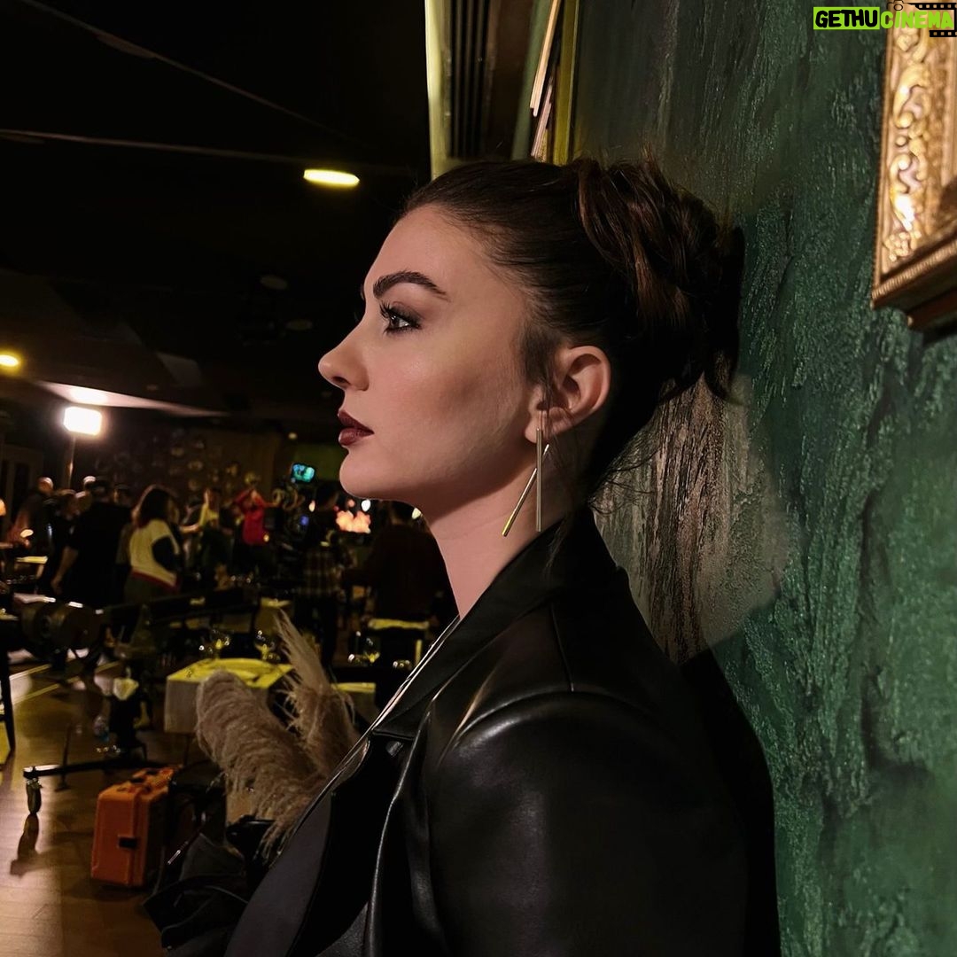 Burcu Özberk - 783K Likes -