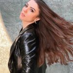 Burcu Özberk Instagram - Saçlarını dağıtırsın, rüzgarlara bırakırsın 😅🤍😋