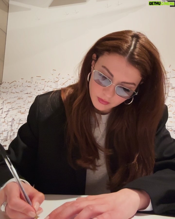 Burcu Özberk Instagram - Yoko Ono Yayoi Kusama Tate Modern Museum