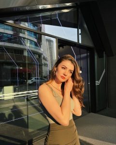 Burcu Özberk Instagram - Güneşlendim 😋🤍☀️