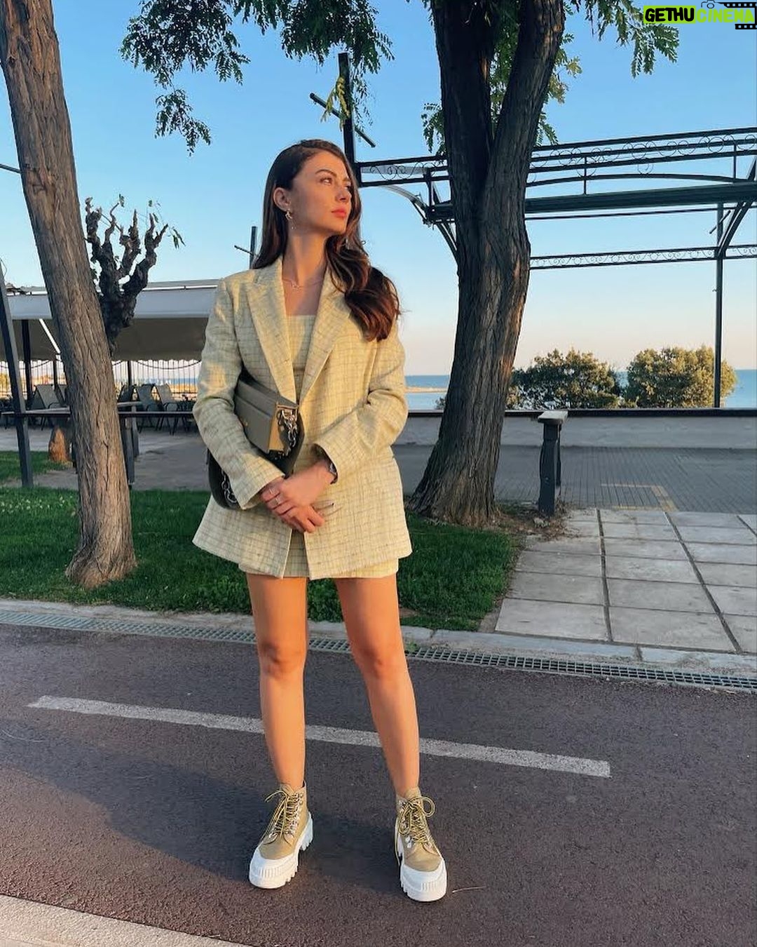 Burcu Özberk Instagram - Kaçamağın ilk günü🤍 Dün instagram çökünce bugün paylaştım🤭