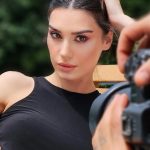Burcu Kiratli Instagram - 😎 this is backstage shots babe ✌🏻 🩵💎