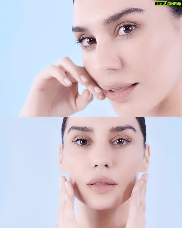 Burcu Kiratli Instagram - Your Beauty Solution serisi ile güzelliğin cildine yansısın 💎💫✨ 😉 @eveshoptr 🤍