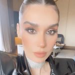Burcu Kiratli Instagram - 🖤 @kendallandkylie.turkiye 🤘🏻 Ne güzeldi herşey… 💃🏻 o günkü heyecanım hala kalbimde 🙈 Muhteşem profesyonel ve aynı zamanda aşırı eğlenceli bir ekiple harika bir yolculuğa başladık.. Yenisi yakında 😉❤️‍🔥 Novikov Istanbul