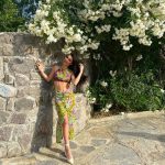 Burcu Kiratli Instagram - 🦚🦩🍸 1… 2… 3…. ? Sence hangisi 🙃