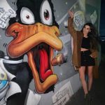 Burcu Kiratli Instagram - Eski bi dosta rastladım... o da delirmiş 🤪