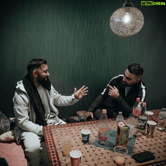Bushido - 79.4K Likes - Was für ein toller Abend mit dir Bruderherz. Auf viele weitere😘 #egjistdiegang #veysel