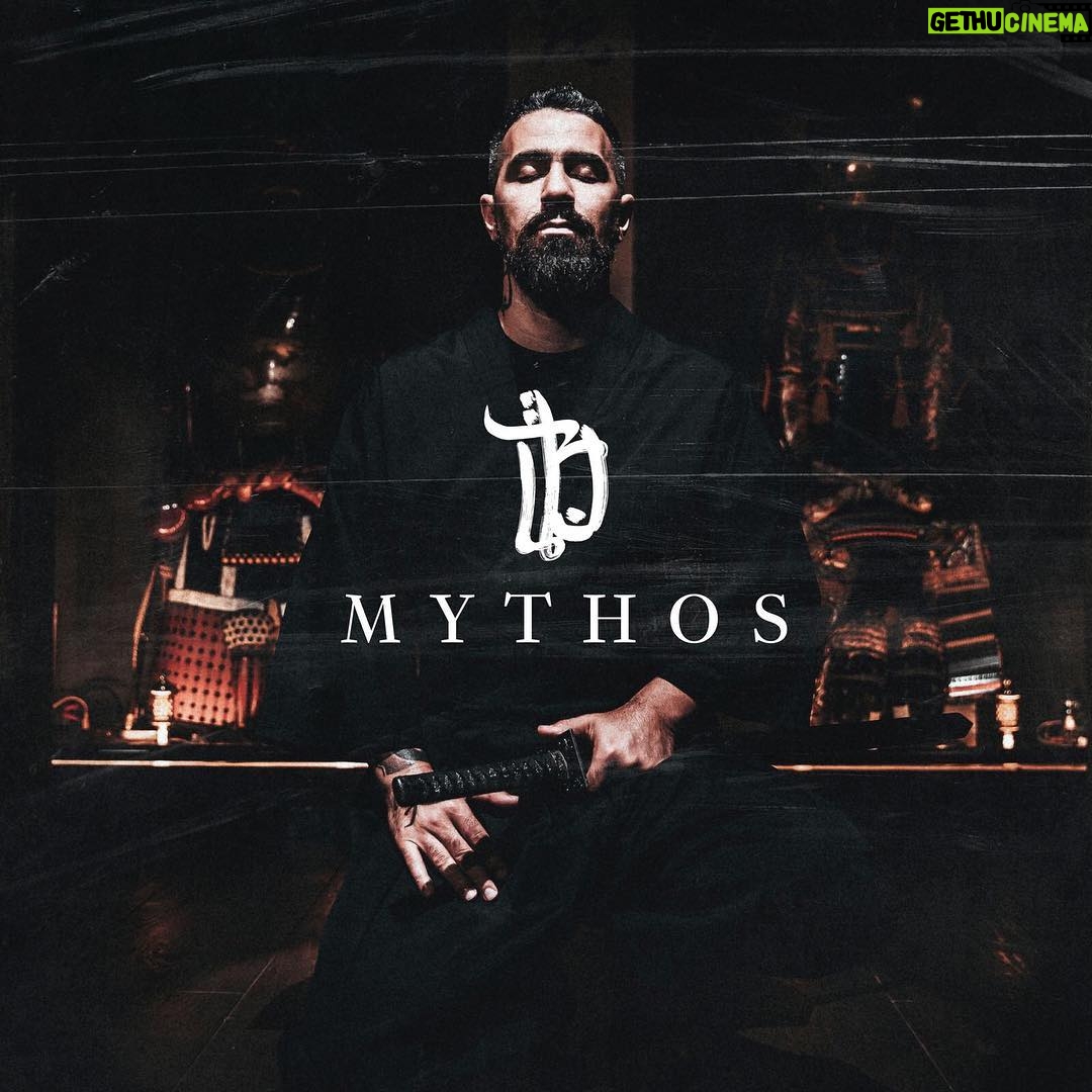 Bushido - 82.4K Likes - Heute 00:00 Uhr youtube.de/bushido ! Wer noch nicht zugeschlagen hat, sollte sich die limitierte Box vorbestellen. #mythos #bushido