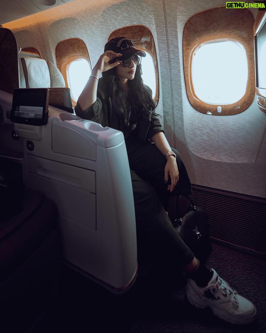 Buthaina Al Raisi Instagram - الخصوصية قوة ،، فالناس لا يمكن أن يفسدوا شيئاً لا يعرفونه 🦋🦋🦋 Dubai, United Arab Emirates