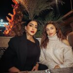 Buthaina Al Raisi Instagram – نخويو الجيب 😂😂😂 مع سلمى ،، يا زين المغرب وأهلها الطيبين من اجمل اللهجات الي قاعدة اتعلمها يا ويلكم مني شهر بس وبيقلب اللسان مغربي 🇲🇦🇲🇦🇲🇦 Morocco