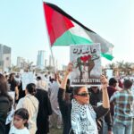 Buthaina Al Raisi Instagram – البيوت تموت اذا غاب سكانها ،، فإصمد معي لنعود ،،
.
إما العودة ،، وإما العودة 🇵🇸🇵🇸🇵🇸

.
نقف اليوم في ساحة الاراده بدولة الكويت ضمن هذه المبادرة الشبابية الإقليمية السلمية لحشد الشعوب من كافة الدول استجابة لأهلنا في فلسطين لدعم مقاومتهم ،،، قلوبنا معاكم والله ينصركم ويثبت اقدامكم ويرحم شهداءكم 
.
لا تنسوا فلسطين من دعائكم 🇵🇸🇵🇸🇵🇸
.
.
#جهزوا_مفاتيحكم  #فلسطين #غزة  #الكويت
