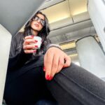 Buthaina Al Raisi Instagram – يًبقيك الأخذُ ثقيلاً ،،، أما العطاء فإنهُ تحليقٌ في السماء 🦋🦋🦋 Kuwait