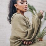 Buthaina Al Raisi Instagram – ختياراتي من الكوليكشن الشتوي الجديد من شي ان 
.
SHEIN Chic art collection 
.
تصاميم الشتا هالمره غير معاهم حيل ستاليش 
.
كل القطع واكثر صارت موجوده بالموقع ،، واكيد عندي كود خصم لا تنسون تستخدمونه وانتوا تتسوقون ( 15beeba ) 
.
#shein  #sheinmeetsart #staywarmlookcool #fashionhunter @shein_ar