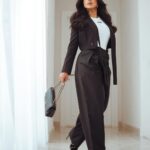 Buthaina Al Raisi Instagram - ما يزُرع داخل انفسنا ،، ينبت في ملامحنا . 🦋🦋🦋
