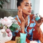 Buthaina Al Raisi Instagram - Everything I’ve been wanting manifesting for my life 🦋🦋🦋 . Never forget to take care of yourself & glow 🦋 Relax Relax Relax