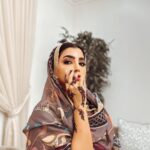 Buthaina Al Raisi Instagram - منو ما تحنت ليلحين للعيد ؟؟؟ انا عن نفسي من ٦ سنين مو متحنيه فشديت حيلي هالعيد 🦋🦋🦋 #عيد #reels سلطنة عمان