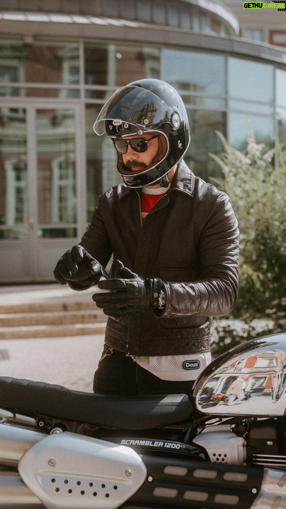 Álvaro Morte Instagram - When I ride, I don’t know where I am going. I just love to ride—with my Top Time Triumph by Breitling.     #breitling #squadonamission #toptime #triumph #alvaromorte #motorcycle #fortheride