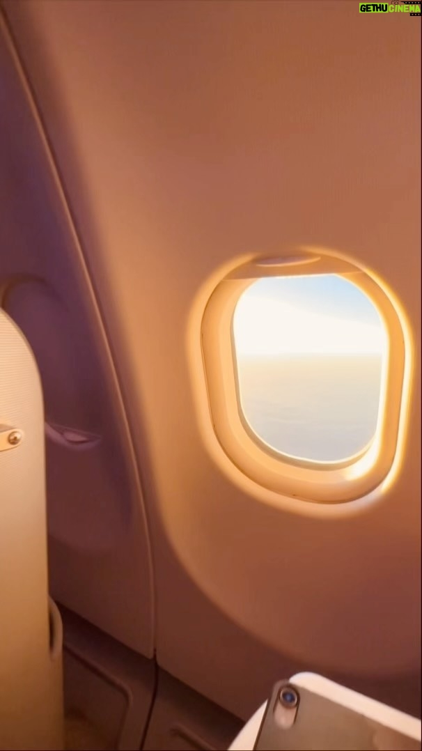 Álvaro Morte Instagram - Su luz, su sol, su mar, su comida, su música, su gente… Me vengo medio boricua y con el corazón lleno de Puerto Rico, tierra maravillosa. 🇵🇷 Volveré, lo prometo. Gracias @iberia @discoverpuertorico @ctpuertorico por el viajazo. ❤️ #publi