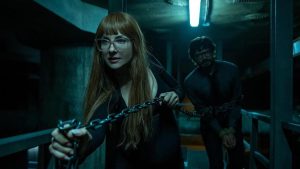 Álvaro Morte Instagram - La inspectora Sierra me lleva por la pasarela de la amargura!

@lacasadepapel 
#lcdp5 
@najwanimri