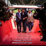 Álvaro Morte Instagram - Este pasado fin de semana me han hecho un regalo maravilloso. El @festivalmeria en su edición 22 y la @diputacionalmeria me honraron con una estrella en el Paseo de la Fama de Almería y el premio “Almería, Tierra de Cine”. Gracias a todos y todas. El cariño que he sentido en esta espectacular tierra ha sido inmenso. Me voy emocionado y feliz y con el deseo de volver pronto, muy pronto. Ya sea a rodar o a disfrutar de unas gambas de Garrucha!! Os llevo en el corazón ❤️ #almeria #festivalalmeria #tierradecine @breitling @boss