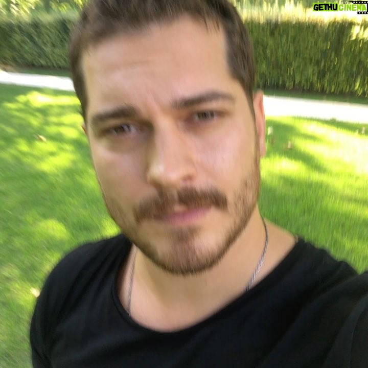 Çağatay Ulusoy Instagram - @netflixturkiye @o3medya #netflixturkiye #netflix