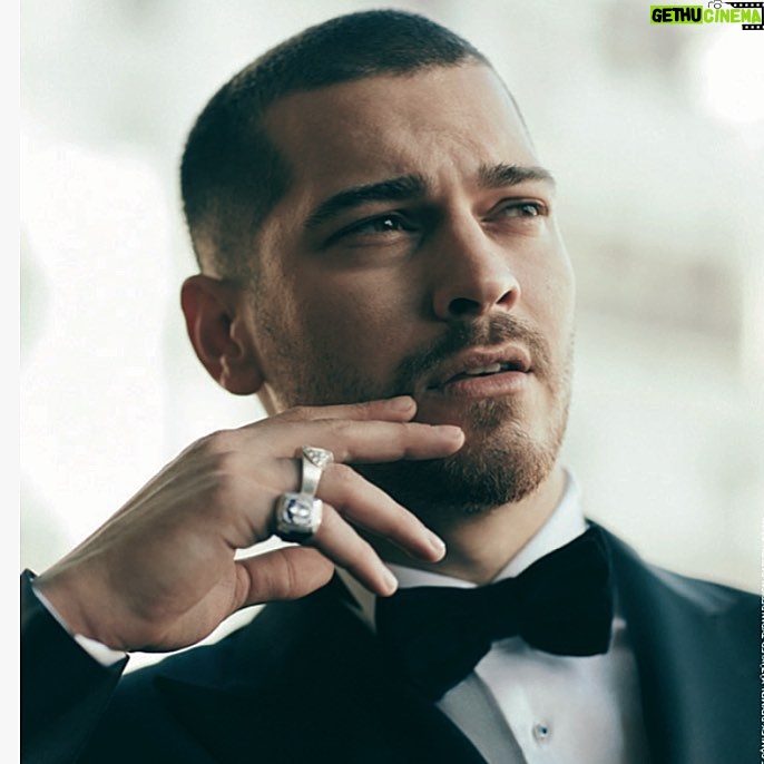 Çağatay Ulusoy Instagram -