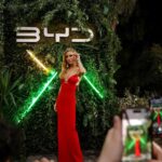 Çağla Şıkel Instagram - Dünyanın elektrikli otomobil devi @bydauto.turkiye ülkemize geldi 🥳 Çevre dostu birbirinden şık bu otomobillerle test sürüşüne çıkmak için sabırsızlanıyorum. ♥️ @bydauto.turkiye #BYD #BYDTurkiye #BugünYarınDaima İşbirliği