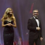 Çağla Şıkel Instagram - En sevdiğimm @cemdavran İyi ki 🥰 #pantenealtınkelebeködülleri 🤩