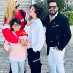 Çağla Şıkel Instagram – #23nisanulusalegemenlikveçocukbayramı ❤️🙏🏻 Çok mutluluk,şükür ,gurur,gözyaşı…
🇹🇷🇹🇷🇹🇷🇹🇷🇹🇷🇹🇷🇹🇷🇹🇷🇹🇷🇹🇷