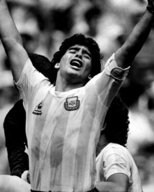 Éric Cantona Instagram - I will miss you Diego but for me you did not die. I don’t have the words to say how I feel...