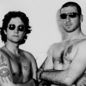 Éric Cantona Instagram - RIP my friend Richard Aujard.
Mes amis amis je les comptais sur les doigts d’une main de Django Reinhart et je viens d’en perdre un.
@richardaujard