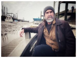 Éric Cantona Instagram - Shooting of « the traveler ». The third one. #vendee @stephaniemurat