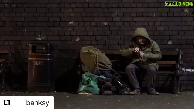 Éric Cantona Instagram - Banksy,Genius or Vandal? GENIUS!