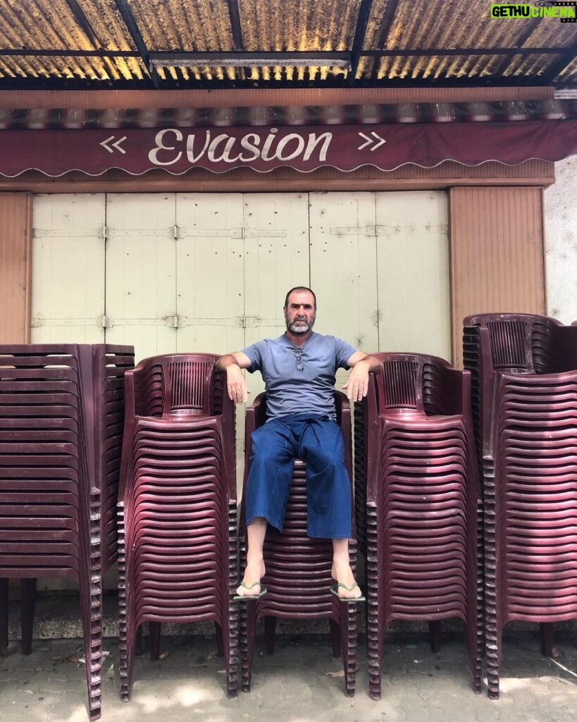 Éric Cantona Instagram - Escape!