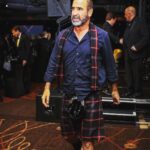 Éric Cantona Instagram - Who’s that guy with David Duke? #streetsoccerscotland #commongoal