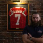 Éric Cantona Instagram – The Cantona pub in Lviv 🇺🇦 has been transformed into a volunteer coordination centre. Dear Andy Markovets, Among all the injustices in the world, I am very moved and proud that your pub bears my name! Strength and Courage to you and your family! Hope we will soon celebrate your victory in your pub!!!👊🏼✊🏼💪🏼 @kanatoba_laundzh
