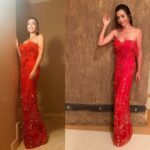 Öykü Gürman Instagram – ❤️💫✨ #konser #kıbrıs #sahne #nuhungemisi 

#kırmızı #hasanaltın @hasanaltin_official  #costume
#singer #actress #art #flamenco #art