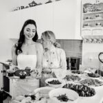 Öykü Gürman Instagram - Bu şahane fotoğraflar için teşekkür ederiz canım @nilgunkara ❤️🙏🏼🧿 Ne güzel anlar yaşadık hep birlikte. #aileherşeydir❤️