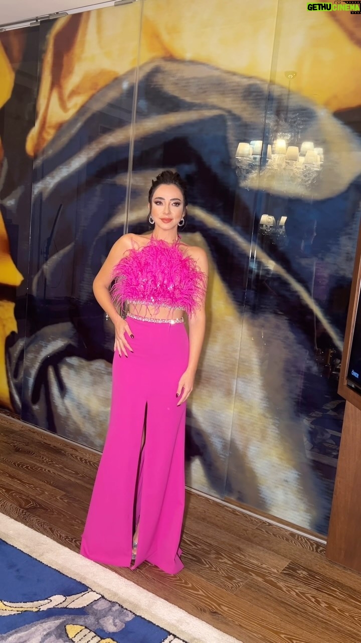 Öykü Gürman - 30.2K Likes - #sahne #hazırlık @dencosoz @omurinn @koray_hair_makeup @omurinn.nisantasi #kıbrıs #özelgece #konser @10uroz @tuuubiiis @fatihicmeli #sevgiyle #iyilikle