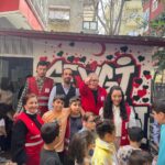 Öykü Gürman Instagram - Türk Kızılayının #sevgimagazasi etkinliğine katıldık. Değerli davetiniz,çalışmalarınız için çok teşekkür ederim. #ruhunuzasağlık Bir milletin ilerlemesindeki temel taş çocuklardır! Çocuklara gereken değeri verirseniz, ilgiyi, şefkati gösterirseniz, onlar da bir gökkuşağı edasıyla geleceği renklendireceklerdir. #kartal #kızılay #23nisanulusalegemenlikveçocukbayramımız #kutluolsun @kizilay @kartalkizilaysube @kizilaykartalkadin @genckizilay34kr sayın @huseyin_ozkull ‘a İstanbul milletvekili Sayın Osman Boyraz’a @osman_boyraz_ @osman__boyraz Anadolu Adalet Sarayı başsavcısı Sn. V. Başak Eryılmaz’a en içten teşekkürlerimle. #iyikikızılayvar #çocukgülersedünyagüler "Çocuklar geleceğimizin güvencesi, yaşama sevincimizdir. Bugünün çocuğunu, yarının büyüğü olarak yetiştirmek hepimizin insanlık görevidir." "Milletin bağrında temiz bir nesil yetişiyor. Bu eseri (Türkiye Cumhuriyeti Devleti) ona bırakacağım ve gözüm arkamda olmayacak.” #mustafakemalatatürk ❤️🇹🇷🇹🇷🇹🇷