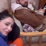 Öykü Gürman Instagram - Edirne Keşan İlçesi’ne bağlı Çamlıca(Grabuna) Köyü, geçmişte Grabuna olarak bilinen eski bir Rum yerleşimidir. Hikayemiz burada anlatılıyor. #movie #dram #romantic #love #thriller #grabuna #edirne #keşan #cinéma #film 3 Mayıs’ta #sinemalarda #sinemakeyfi 📽️🎬🧿💃🏻#sinemayagidermiyizcanlar #grabunafilm @grabunafilm @alkanserra @nesrinnamal @nesrinnamalmanagement #fethigulenyuz @grabunapolis @tolgasavu #director 😎🎬@cekirdekyapimproduksiyon @sirsizayna @drfalperaksoy @hakanakguntr @bahtiyarenginofficial @mehtapbayri @rkaanyilmaz @erginkilikcier @ozlemgezginn @ramizmullamusa #backstage #movie #film #filmcilik #ekipcandır✌️ @canerbala @gulsah.citak @neslihanncelikbilek @atiferdoganofficial @sedaayzc @wtugay @serkangulguler @masaladnansaglam @fuatkurtoglu @kaftanogluhakan @byyusufuz @ferhatyuksels @orhanhairdesign
