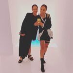 Öykü Karayel Instagram - Müj ve Ben🥰 Ve üzerimde yine orijinal bir ezgikarayel amanın😌😌😌😌