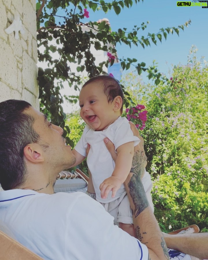 Öykü Karayel - 314.6K Likes - Mirza’nın iyi haberlerini almışızdır🥰👻 @helpformirza