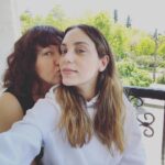 Öykü Karayel Instagram - Anneler günüm kutlu olsun😋 Senin de annişşiim 😜 @yesimkarayel