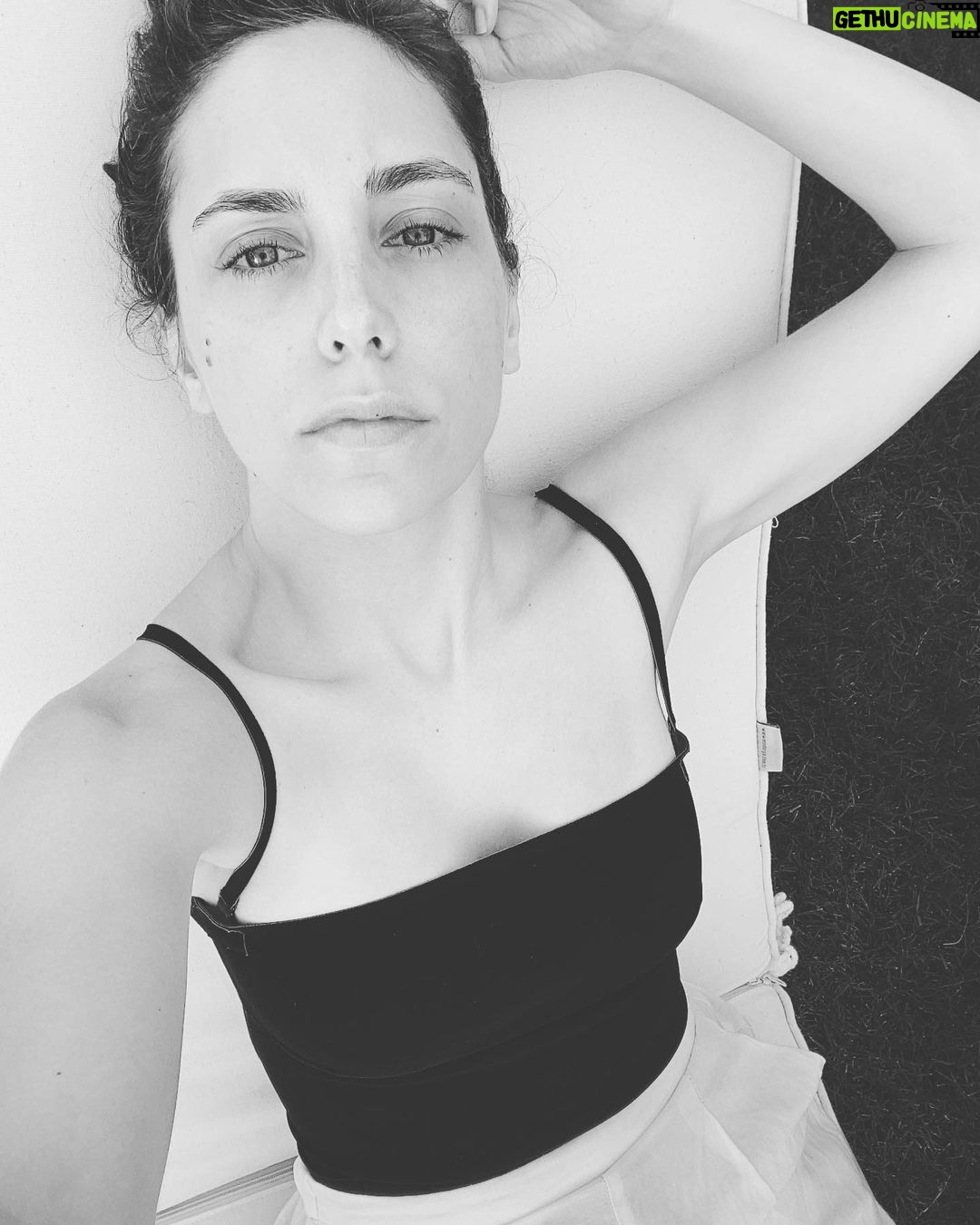 Öykü Karayel - 205.5K Likes - Hi✋🏼